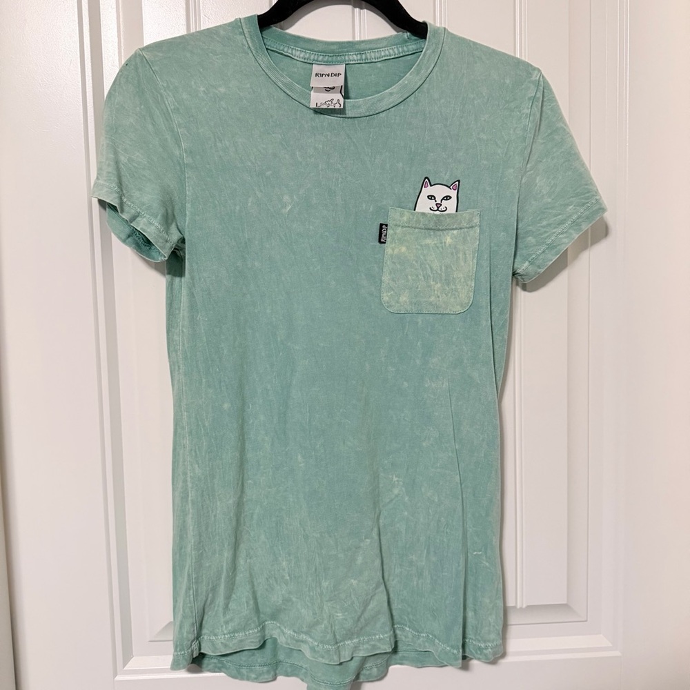 Green ripndip tshirt cat